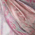 szal-jedwabny-w-kolorze-rozowym