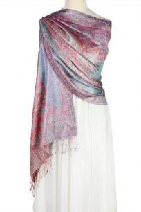 szal-jedwabny-w-kolorze-rozowym