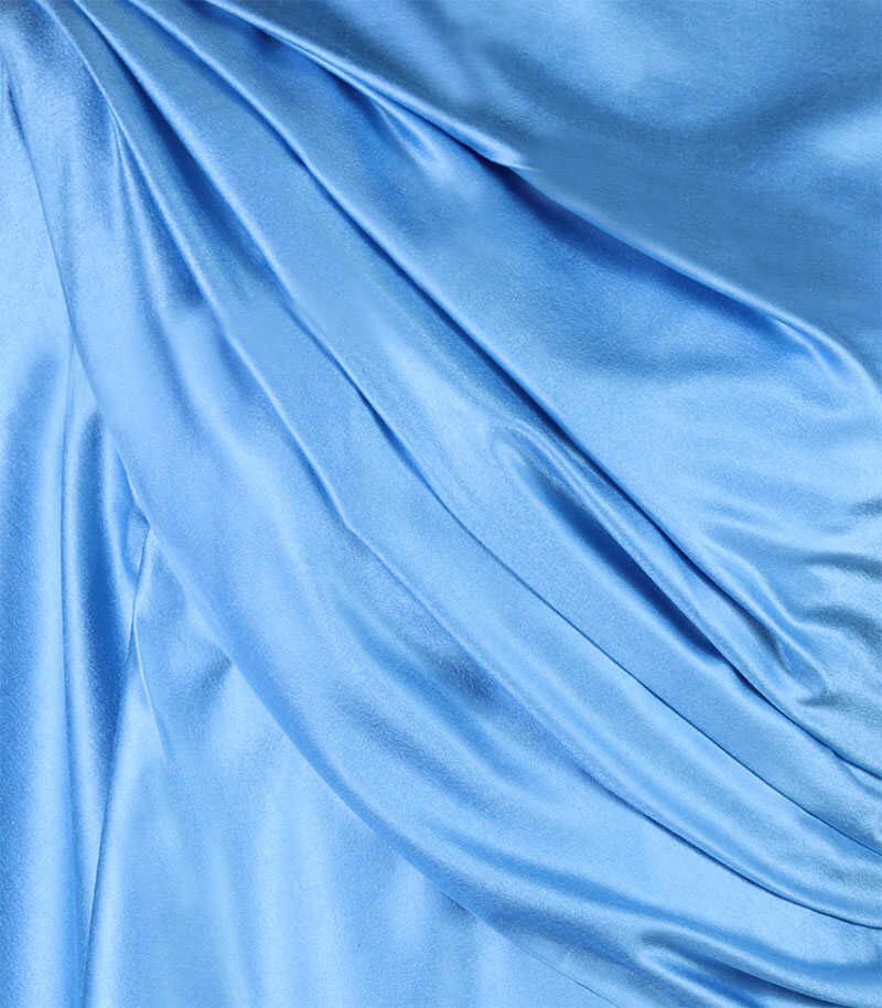 szal-z-jedwabiu-w-kolorze-niebieskim