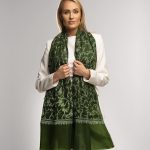 Elegancki zielony wyszywany szal kaszmirowy 70x200cm, oryginalna paszmina i niepowtarzalny wzór.