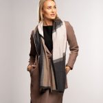 Elegancki szal szalik beżowy damski, geometryczne wzory, miękki i bardzo ciepły 70x200cm
