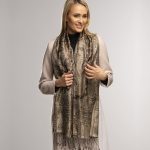 Elegancki szal szalik jedwabny beżowy- wzór jamawar, 70x200cm| Najwyższej jakości produkty z jedwabiu naturalnego.