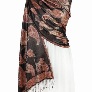 Elegancki szal jedwabny damski paisley wzór w kolorze brązowym 70x200 do sukienki wieczorowej.