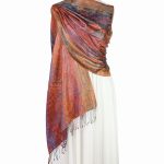 Szal jedwabny miedziany z eleganckim wzorem paisley 70x200cm.