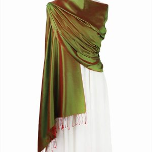 Elegancki zielony szal jedwabny wieczorowy 70x200cm.