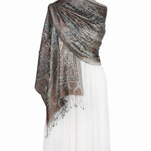 Beżowy szal jedwabny wieczorowy 55x180 z eleganckim wschodnim wzorem