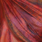 Elegancki szal jedwabny miedziany z wschodnim wzorem 70x200 do sukienki