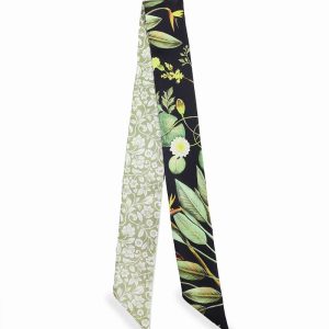 czarny szalik włoski jedwabny twilly 6x105 do stylizacji biznesowych i eleganckich.