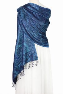 Granatowy szal jedwabny z eleganckim wzorem paisley 70x200 na ramiona