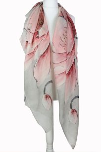 alt="Delikatny szal wełniany damski kwiatowy szary 70x200 miękki i elegancki"