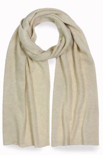 alt="Beżowy szalik kaszmirowy unisex 40x180 jednokolorowy zimowy delikatny"