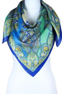 alt="Stylowa chusta jedwabna zielona z eleganckim wschodnim wzorem 100x100"