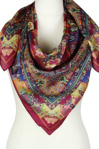 alt="Burgundowa chusta jedwabna z eleganckim wschodnim wzorem 100x100"