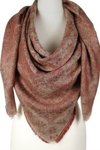 alt="Stylowa kaszmirowa chusta bordowa duża ze wzorem wschodnim delikatna 140x140"