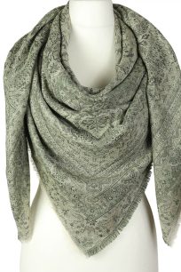 alt="Elegancka kaszmirowa chusta zielona duża ze wzorem wschodnim delikatna 140x140cm"