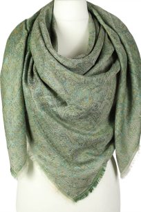 alt="Beżowa delikatna kaszmirowa chusta duża ze wzorem wschodnim elegancka 140x140"