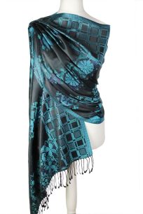 alt="Jedwabny szal z wzorem orientalnym 70x200"