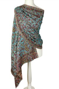 alt="Niebieski szal wełniany merino z wzorem wschodnim ciepły 70x200"