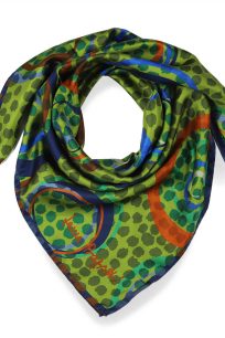 alt="Zielona apaszka jedwabna włoska Laura Biagiotti 90x90 nowoczesny wzór"