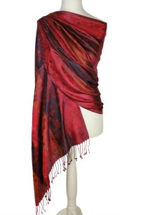 alt="Jedwabny szal z wzorem orientalnym bordowy 70x200"