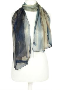 alt="Brązowy szalik jedwabny elegancki włoski Marina D'Este do marynarki lub sukienki"