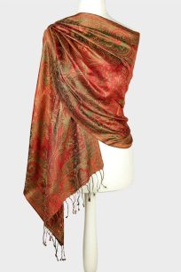 alt="Szal jedwabny orientalny czerwony paisley elegancki premium"