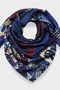 alt="Apaszka jedwabna 90x90 Laura Biagiotti granatowo-bordowa geometryczny print"