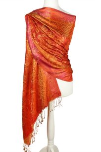 alt="Jedwabny szal miedziany paisley – elegancja i ponadczasowy styl w Magia kaszmiru, 70x200cm"