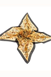 Beżowa chusta jedwabna 140x140 w orientalny wzór paisley