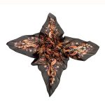 Brązowa chusta jedwabna 140x140 w orientalny wzór paisley