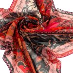 Czerwona chusta jedwabna 140x140 w orientalny wzór-Magia Kaszmiru