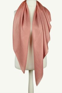 Chusta kaszmirowa Dusty Pink 110 × 110 cm z jedwabiem