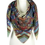 Niebieska chusta wełniana damska 140x140 cm we wzór paisley