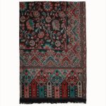 Czarny szal damski z wełny merino i jedwabiu 70x200 w orientalny kwiatowy wzór