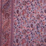 Fioletowy szal damski 70x200 z wełny merino i jedwabiu we wzór paisley