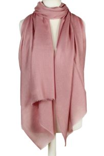Szal wełniany do sukienki Dusty Pink – merino premium z naturalnym jedwabiem 70x200 cm