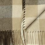 Beżowy szalik męski z kaszmiru w dużą kratę 30 × 150 cm
