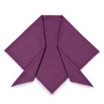 Fioletowa chusta kaszmirowa damska 140 × 140 cm ze 100% kaszmiru premium ze złotym wzorem jamawar 140x140cm Magia Kaszmiru